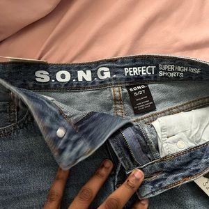 Women’s jean shorts